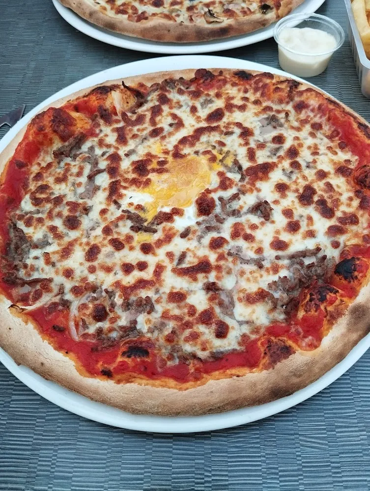 Pizza Bolo Lardons Remplacés Par 1 Oeuf